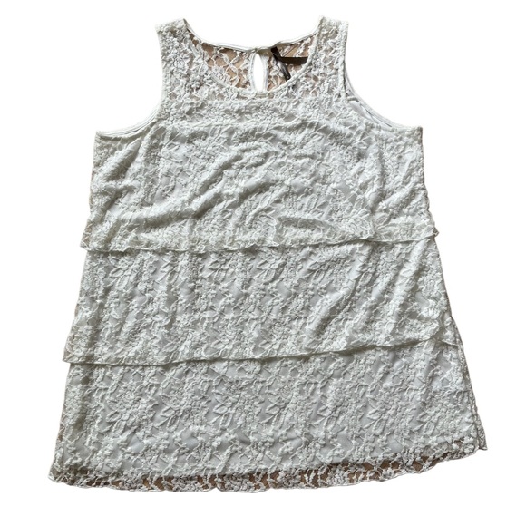 Elegant Lace Layered White Blouse - Picture 2 of 6